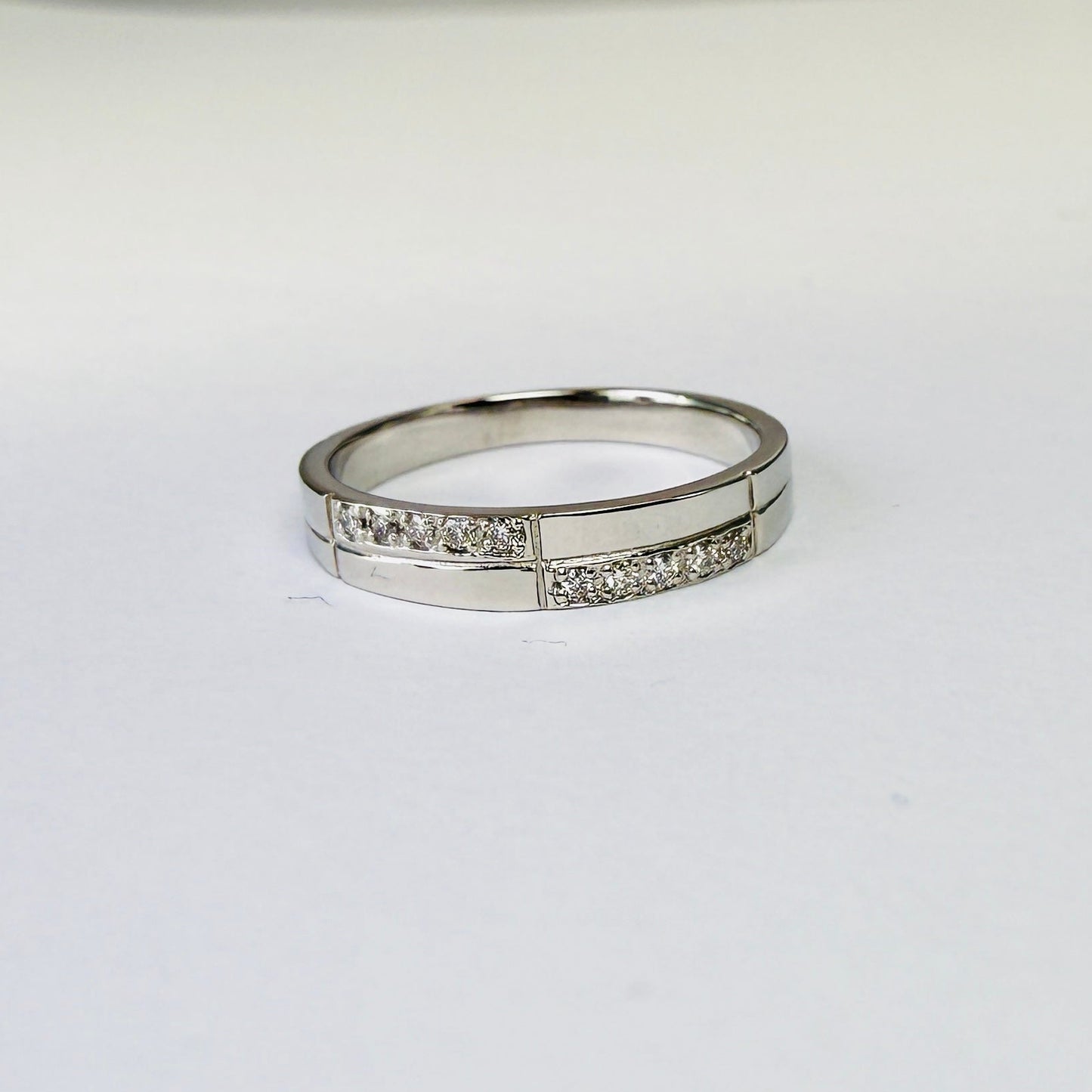 プラチナ ダイヤモンドピンキーリング