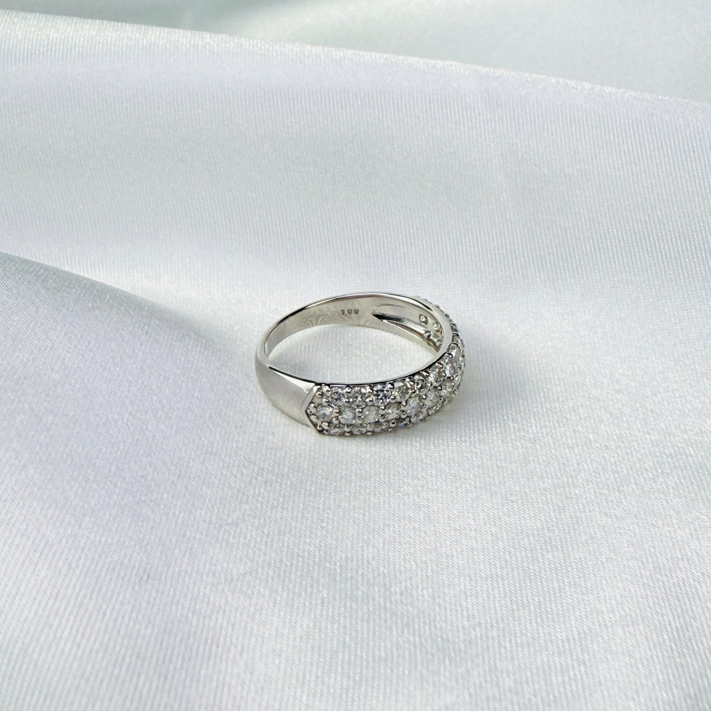 プラチナ パヴェダイヤモンドリング