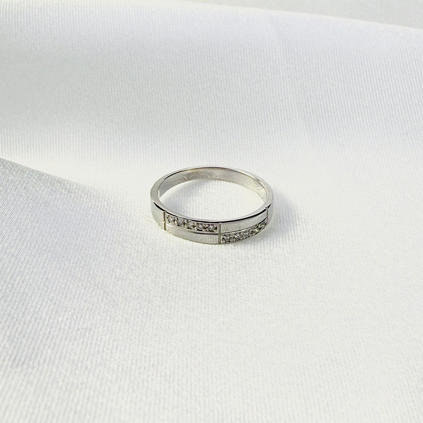 プラチナ ダイヤモンドピンキーリング