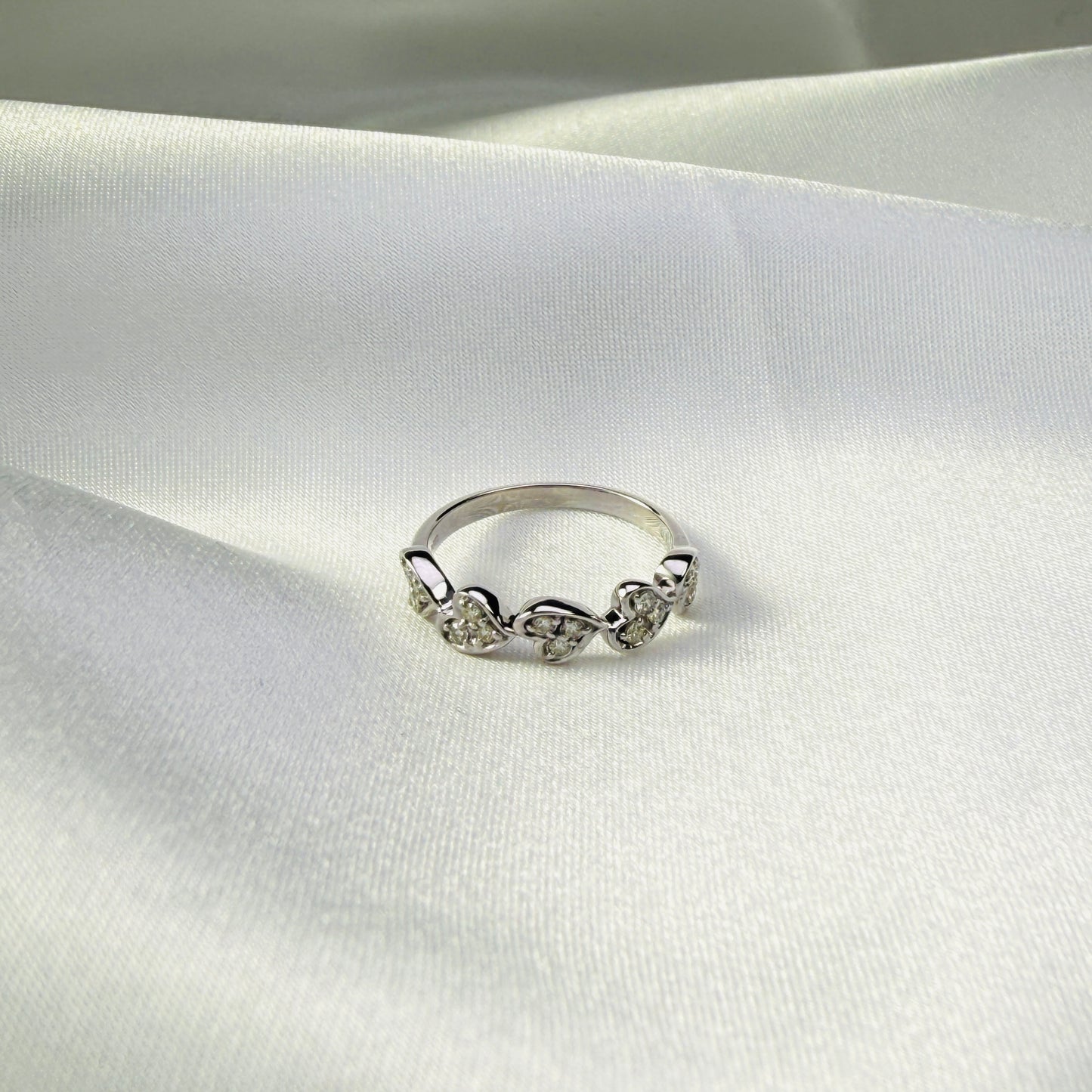 プラチナ ハートダイヤモンドリング